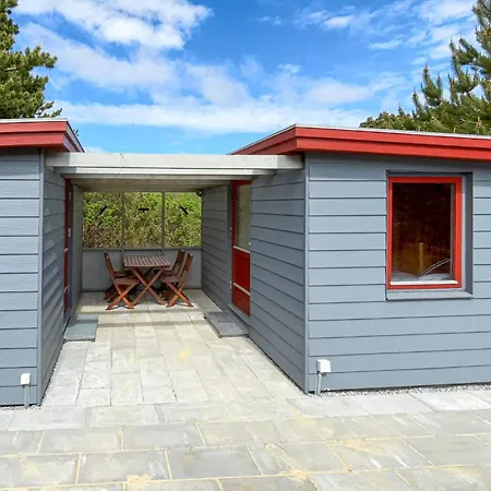 3 Bedroom In Holiday home